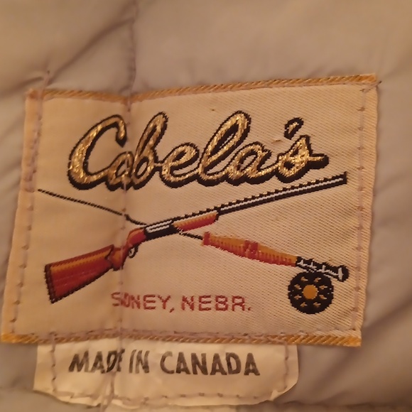 Cabela's - Picture 3 of 3